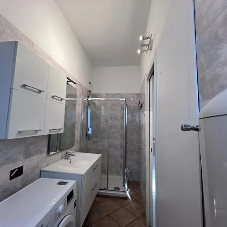 Kibilu - Piazzale Archinto 1 - Stazione Garibaldi - Zona Isola Milánó