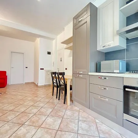 Апартаменты Kibilu - Piazzale Archinto 1 - Stazione Garibaldi - Zona Isola *